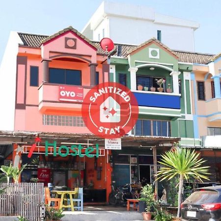 Oyo 586 I Hostel Phuket Exterior foto